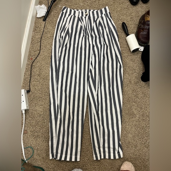 Urban Outfitters Percy High Rise Tapered Striped Pants sz 4 - Picture 6 of 12